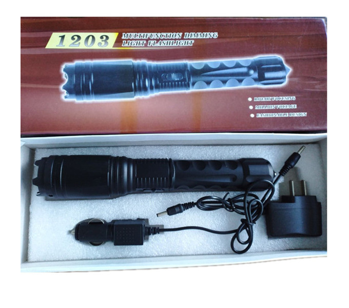 新款黑鷹1203型三檔照明高壓電擊棍